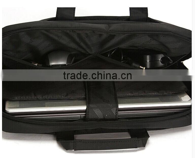 Black lager capacity 15'' laptop computer bag for teens