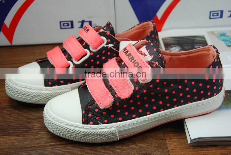 GZY factory Guangzhou stock lot lovely breathable canvas shoes kids