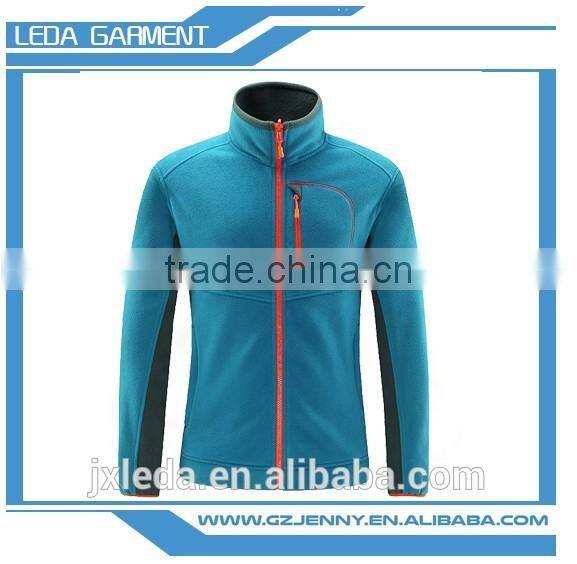Outdoor sports soft shell jacket for men