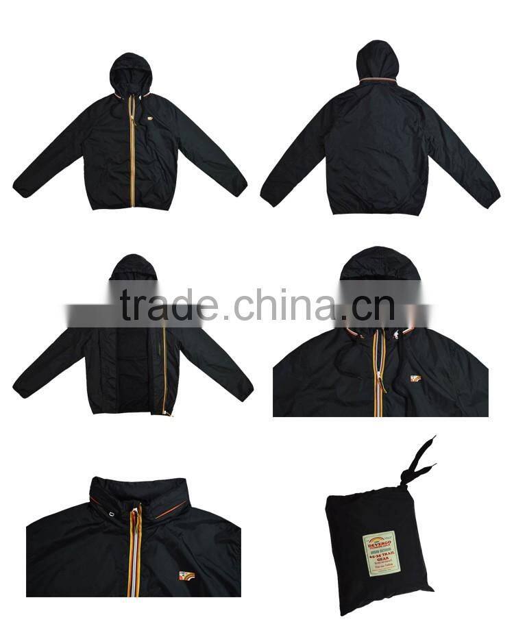 Men's Spring Windproof Jacket With Detachable Hood