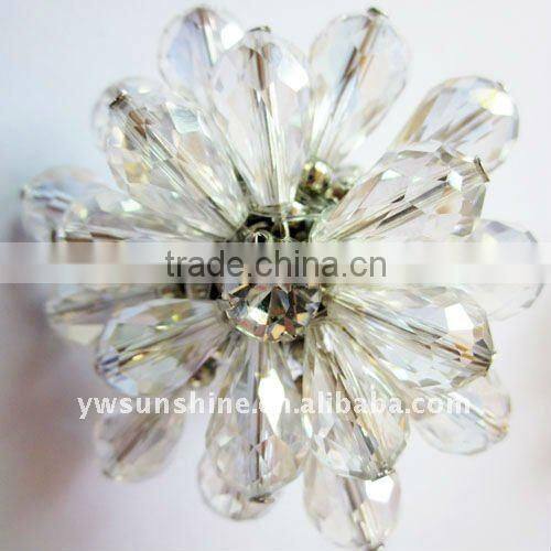 Fashion flower with crystal bead elastic ring