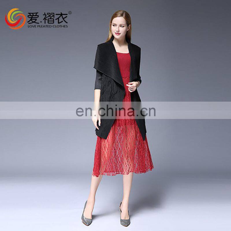 African Fancy neck Lace design ladies sexy slim blouses with light gray lace