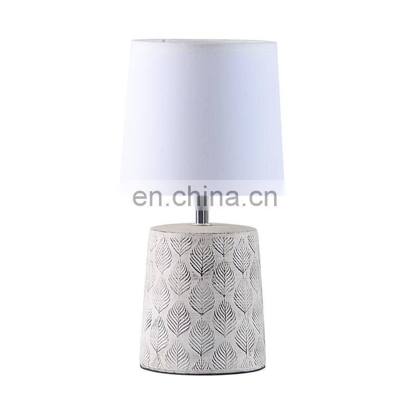 new antique design of flower pattern home decoration ceramic desk lamp