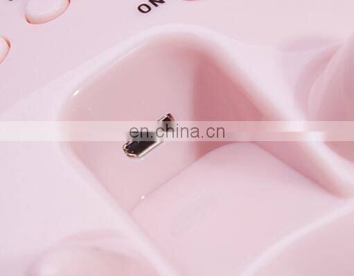 Hot sale portable speaker cute smart digital alarm LED clock for decoration