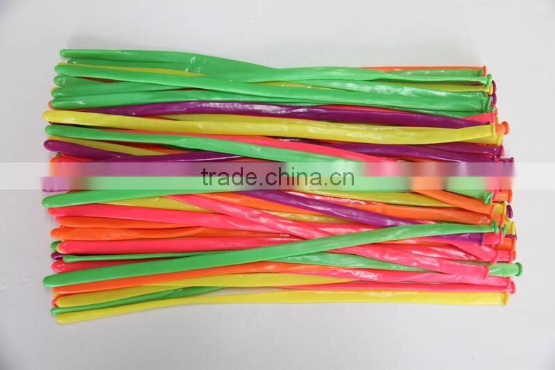 Fun modeling balloon neon color