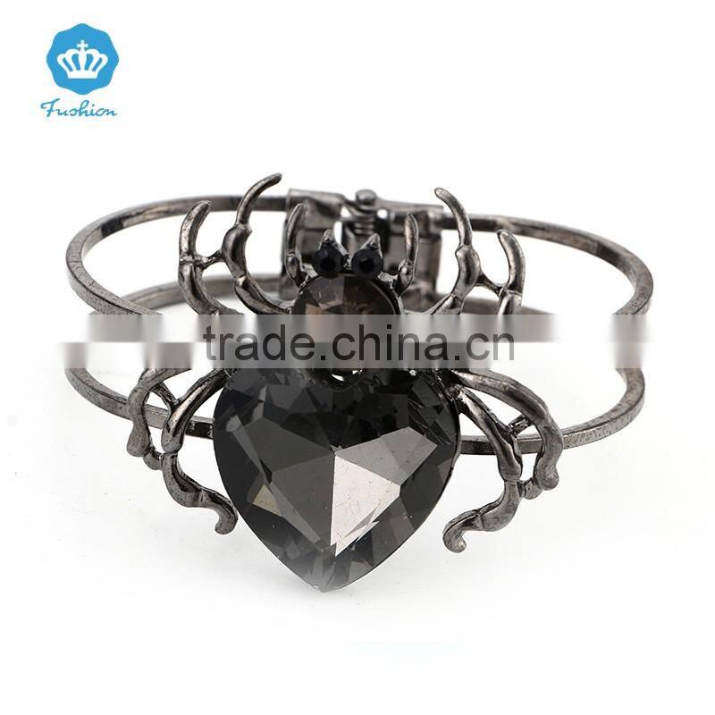 2016 China latest cheapest wholesale bracelet , silver plated stainless alloy spider bracelet, handmade with black crystal