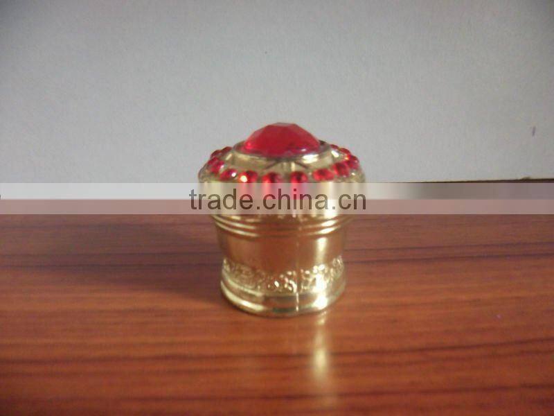 Zamac perfume bottle golden cap