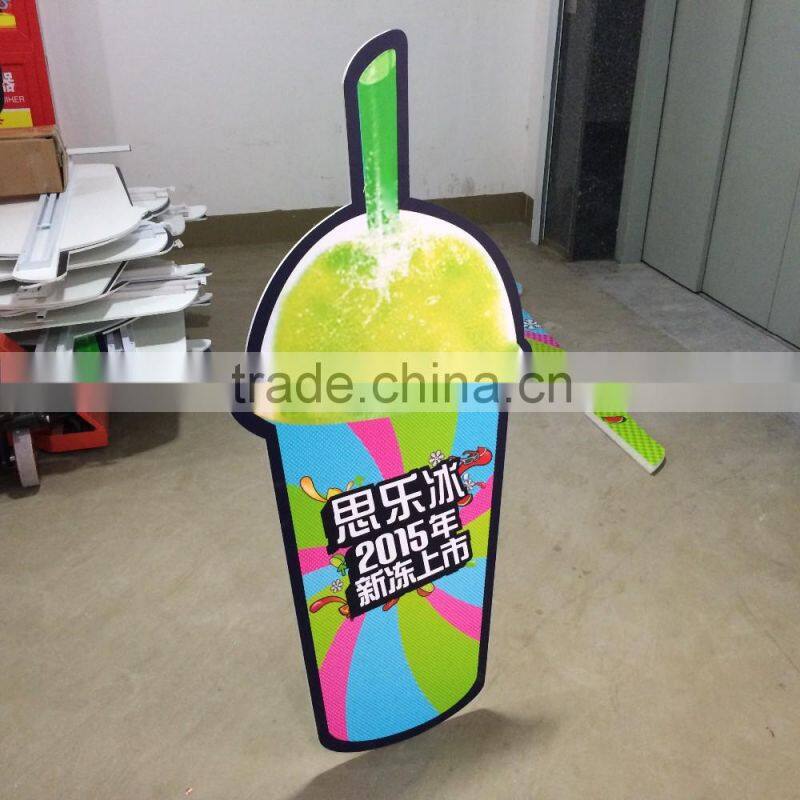 Retractable Banners & Roll Up Stands