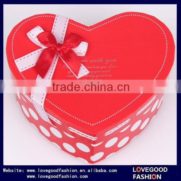 Colorful Roll Shape Cake Towels Set With Nice Heart Shape Box