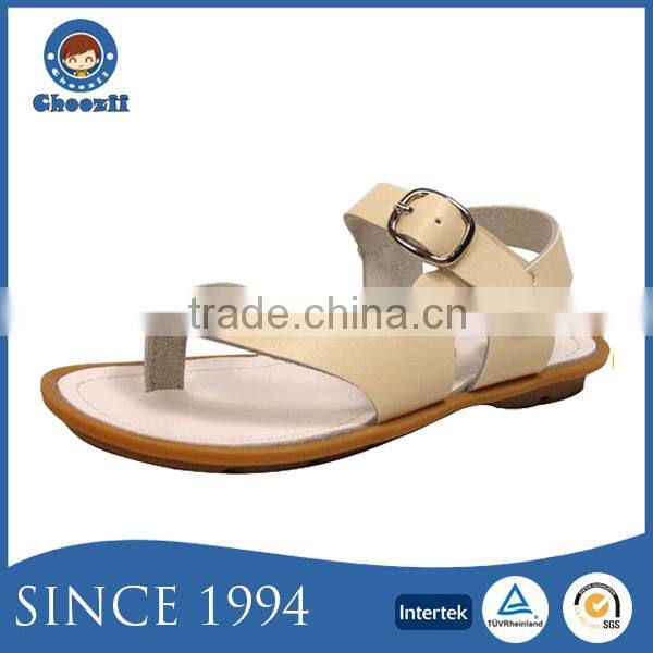 2016 Wholesale Custom New Fancy Designs Child Buckle Strap Leather Kids Flat Sandals for Girls