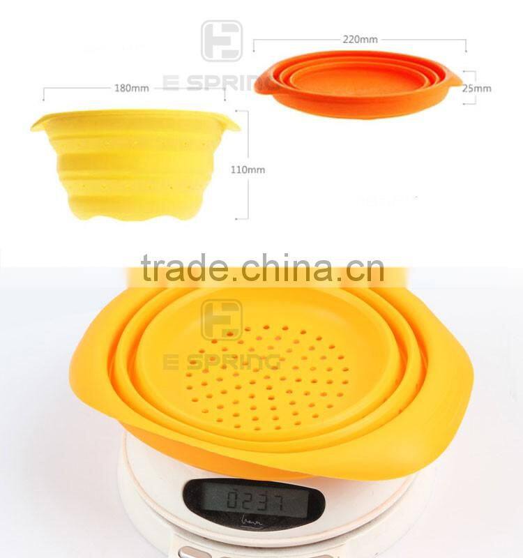 Innovative Kitchen Tools Collapsible Silicone Fruit Stainer Colander
