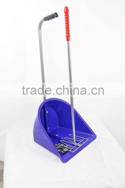 Manure scoop of horse yard equipment
