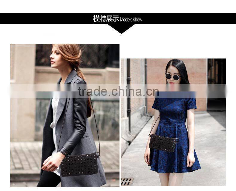 2016 Europea style factory directing selling high quality women blue clutch bag with rivet