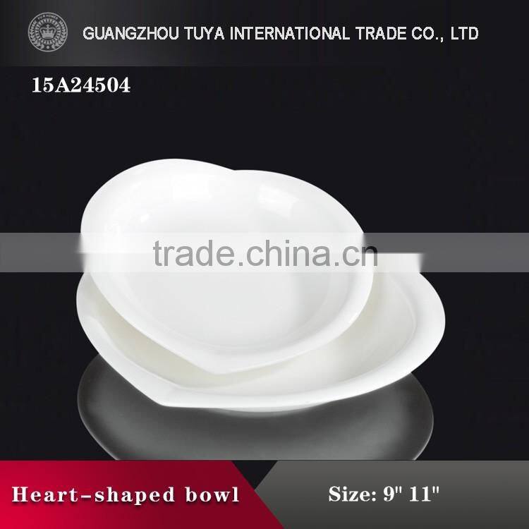 Fancy ceramic stackable heart shape soup bowls