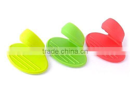 Creative Microwave Oven Mitt Silicone Hand Clip Kitchen Insulated Glove