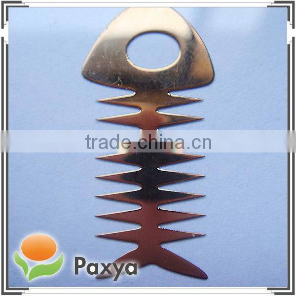Thin fashion metal decorative label