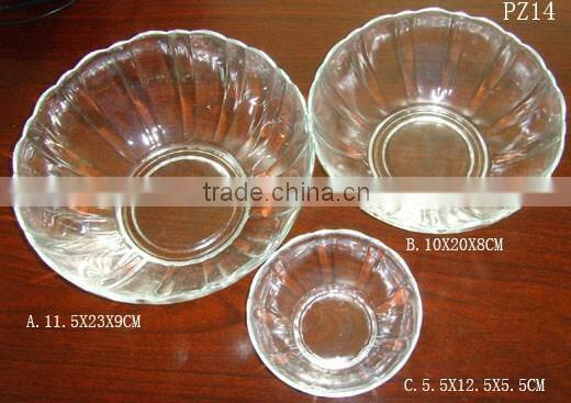 Flower shaped round glass bowl for soup