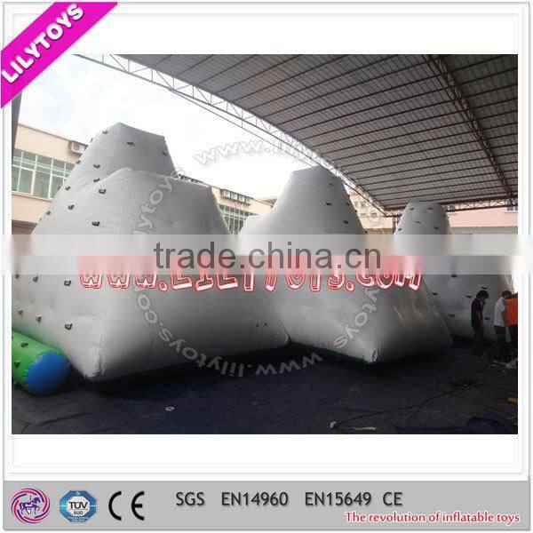 Attractive inflatable game toys for adults, crazy inflatable icerberg water toys