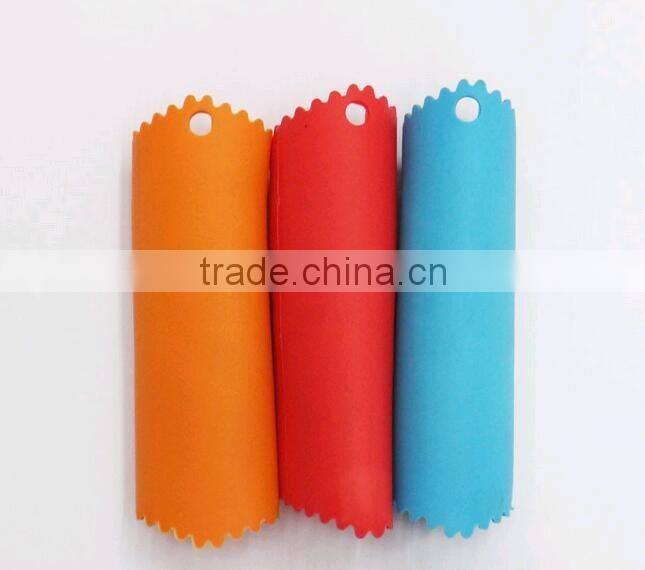 china factory high quality professional vegetable tools silicone garlic skin peeler