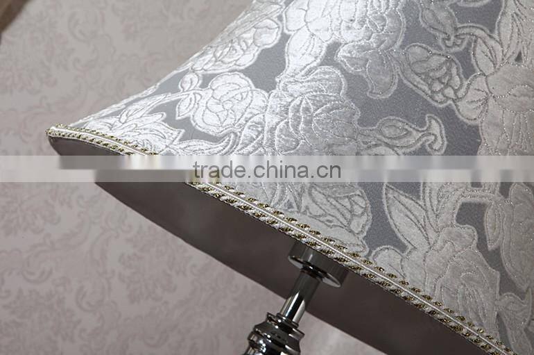 Living room bedroom lamp flower pattern glass and crystal table lamp with lampshade