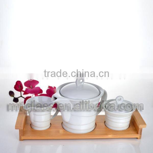 Food grade white ceramic porcelaine chinese tea coffee cup and pot set for dinner with wooden holder