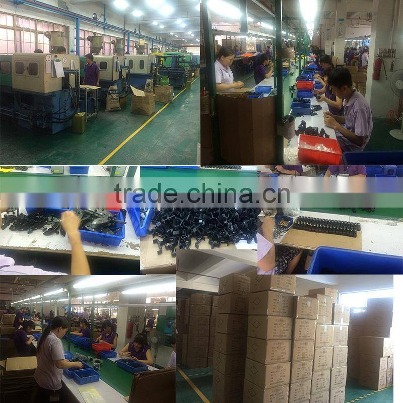 Universal Use Windshield One Hand Mobile Phone Car Holder with Window Suction Mount