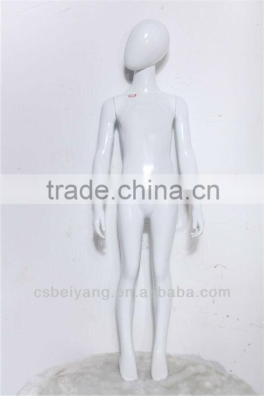 abstract kid mannequin egg head child mankin AG-1