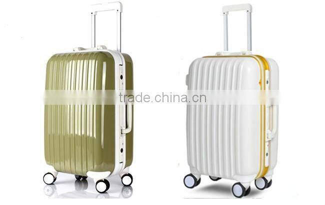 2014 china factory trolley case luggage bags in pc material with retractable wheels