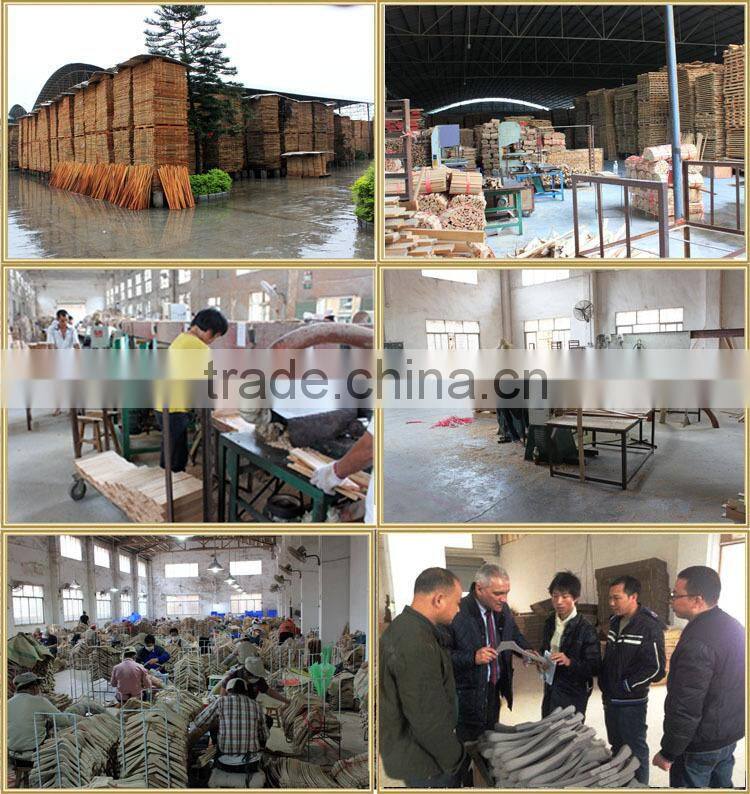 Delicacy closet wooden white clothes hangers with bar