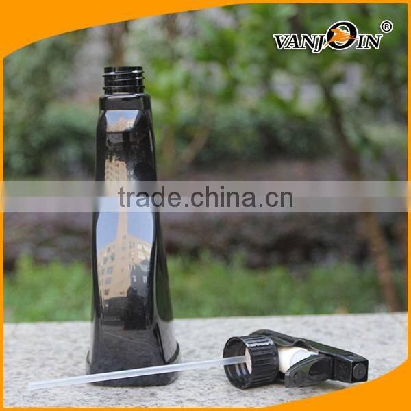 Used for Home 550ml Black Plastic Strigger Sprayer Bottle, Polyethylene Cleaning Bottle