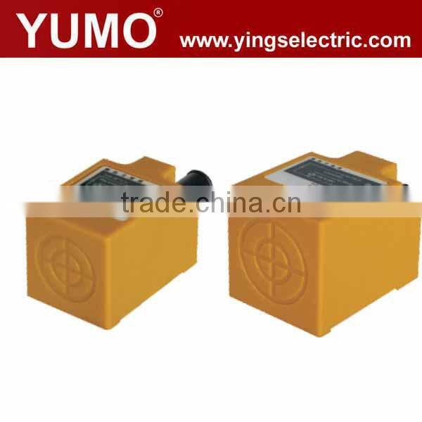 25X25X52 series red LED IP67 Horn Square type inductive proximity switch sensor