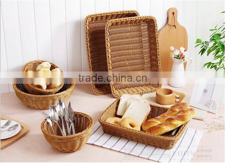 Woven bread basket / Plastic food basket