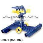 360 Degree Plastic Sprinkler With One-Way Plastic Spike