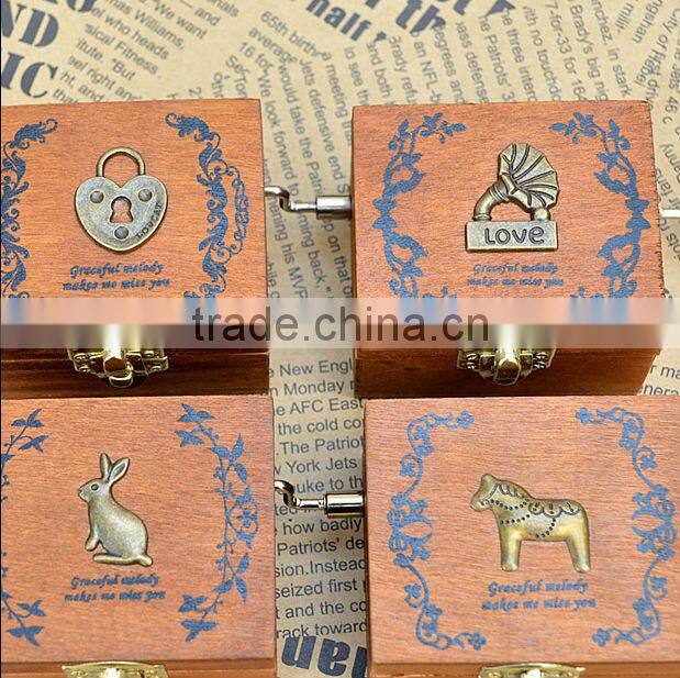 Eco-friendly best design wood pull string music box