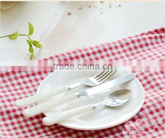 Wholesale China factory export cheap mini willow wicker empty picnic basket for two person