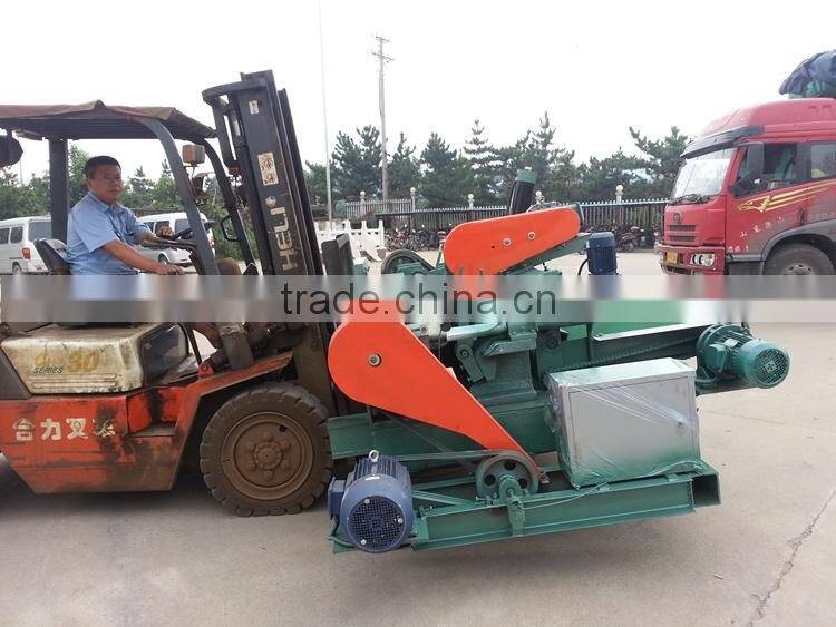 No Spindle Veneer making machine / spindle less rotary cutting machine