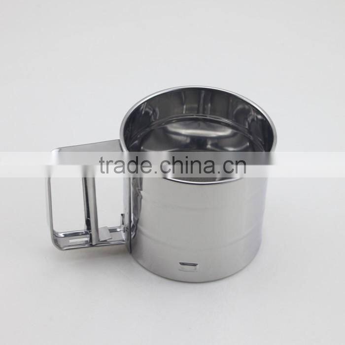 One-Handed Stainless Steel Cup Flour And Icing Sugar Sifter