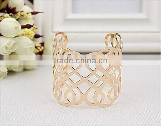 2015 squama design jewelry hollow bangle,adjustable bracelet bangles for costume