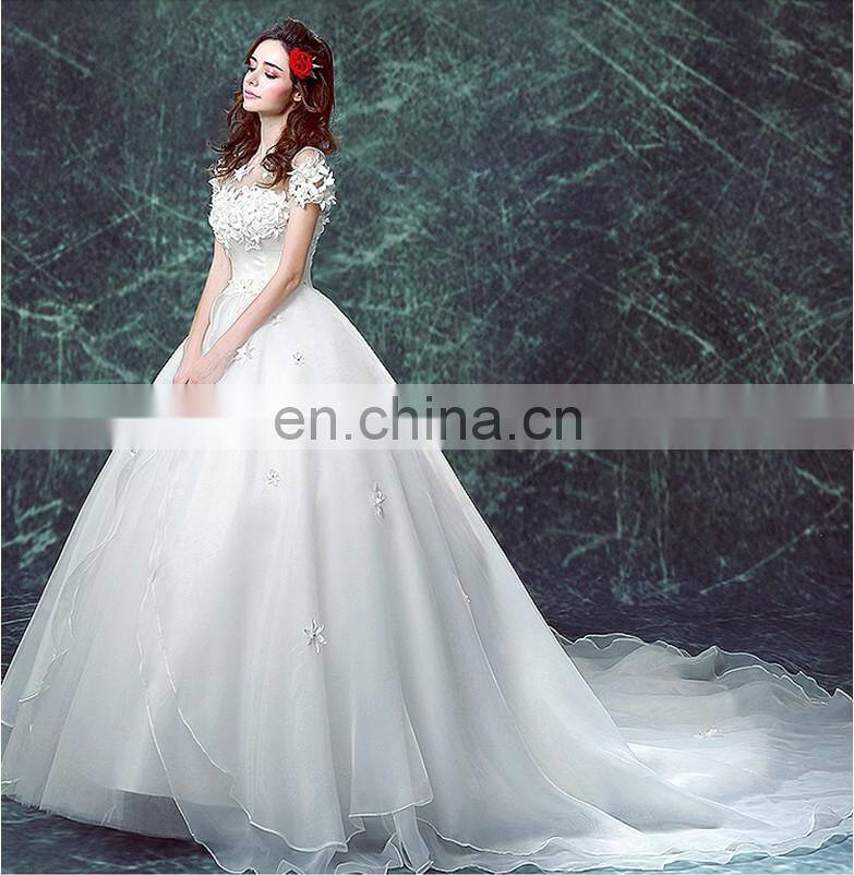 High-end Slim Wedding Dress Short Sleeve Applique Long Trail Bride Dress