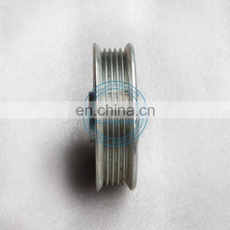 Genuine QSM11 ISM11 M11 Diesel Engine Parts Alternator Pulley 3046204