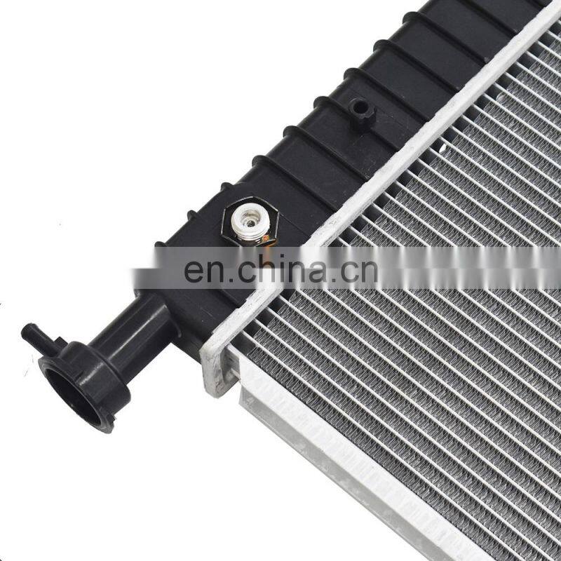 New Radiator For 1996-2002 Chevy Express 1500 2500 GMC Savana V6 V8 2044