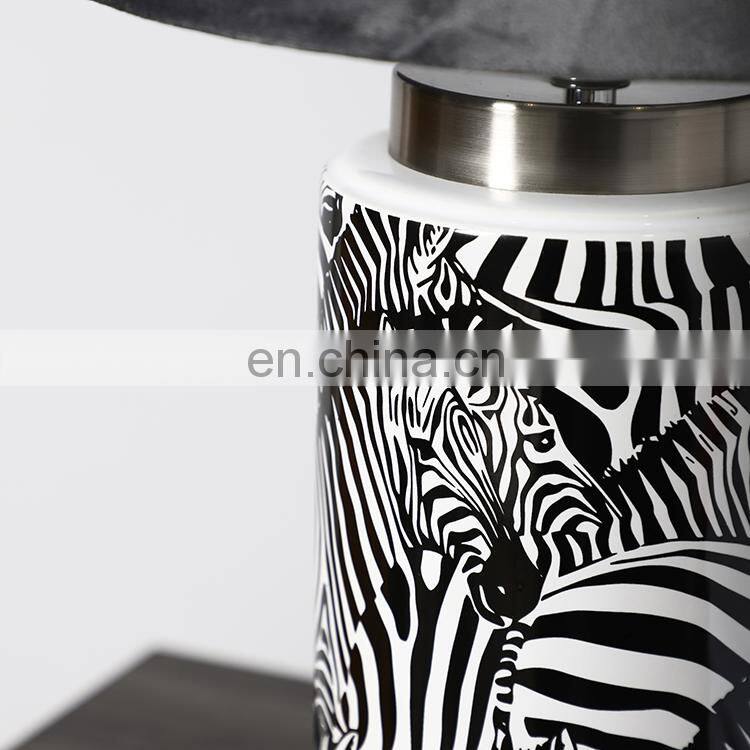 Creative Nordic design zebra pattern cylinder shape ceramic material hotel table lamp for home decor