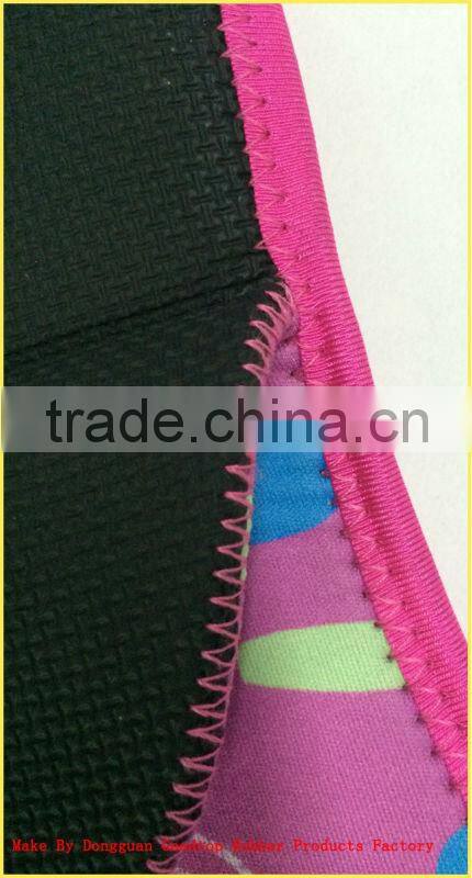 new fashion design neoprene oven glove manufactory in china