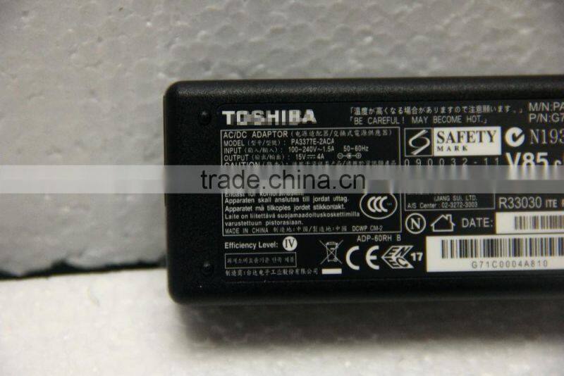 Original new 15V 4A 60W AC Adapter For TOSHIBA PA3048U-1ACA PA2444U 6.3*3.0mm