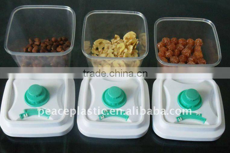Vacuum food container