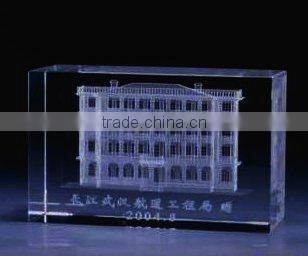 2016 Hot sale engraved house model crystal cube with bare