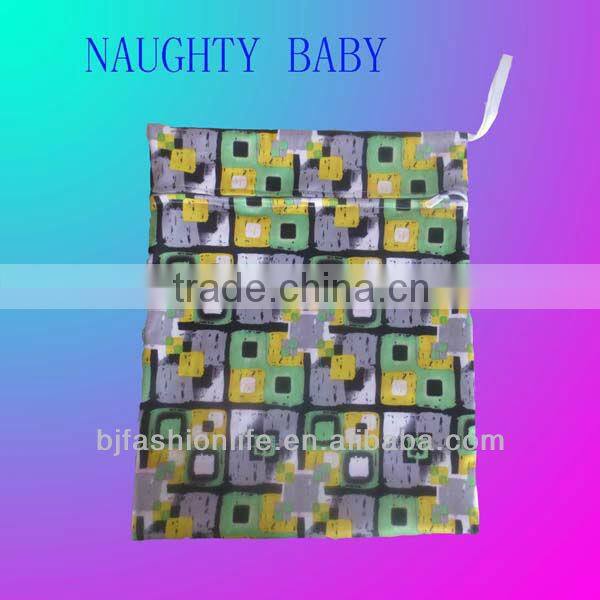 One or two pocket waterproof cloth diaper zipper wetbag waterproof travel nappy diaper bag