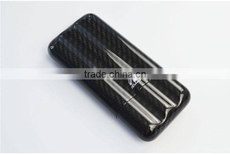 Guangzhou Caben Top Supplier Of Black Real Carbon Fiber Gloss Finish Cigar Travel Case 3 Tube cigar box With Facy box