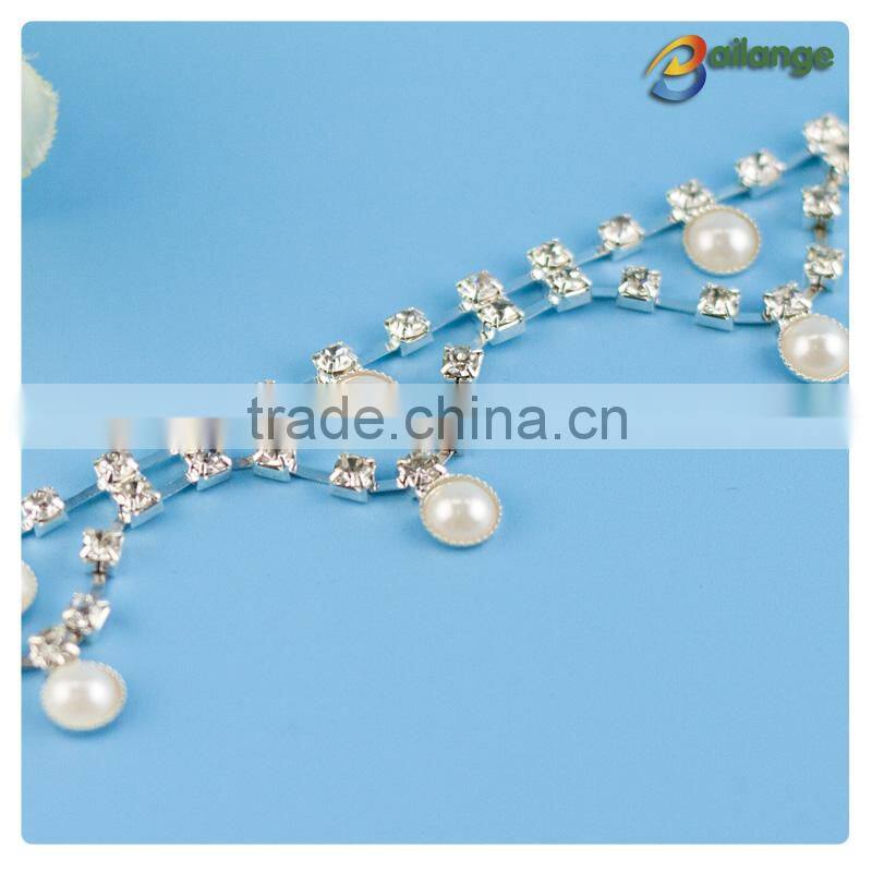 2015 new arrival made in China high quality fashion crystal chain decoration