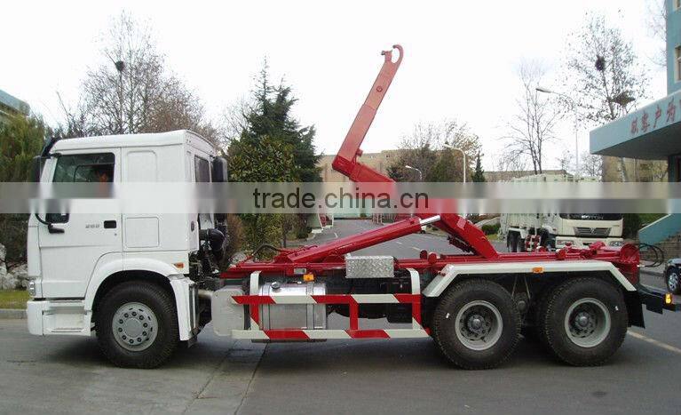 Sinotruk HOWO 8x4 Hook lift garbage truck for sale
